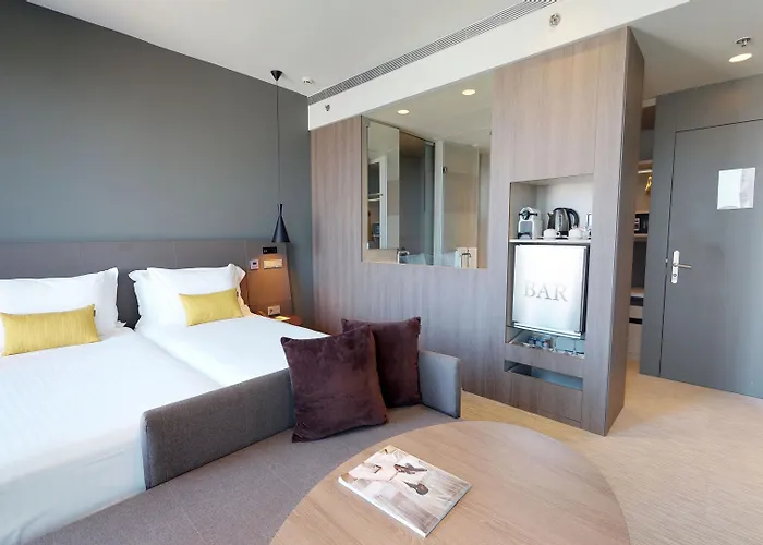 Отель Melia Sky 4* Sup