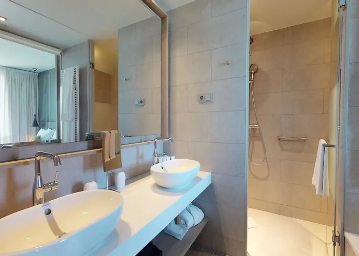 Отель Melia Sky 4* Sup 4*