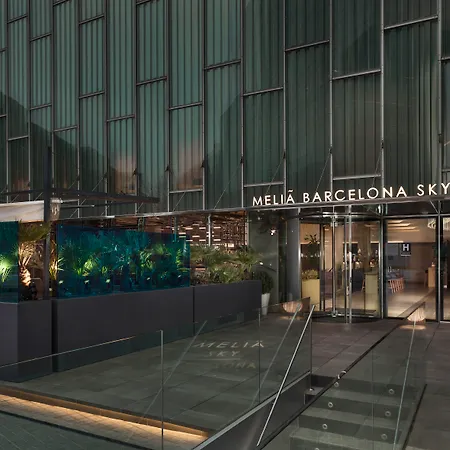 美利亚巴塞罗那天空四星级酒店 酒店