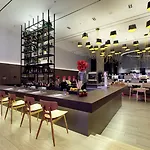 Melia Sky 4 Sup Hotell