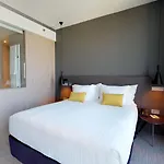 Meliá Sky Hotel 4*
